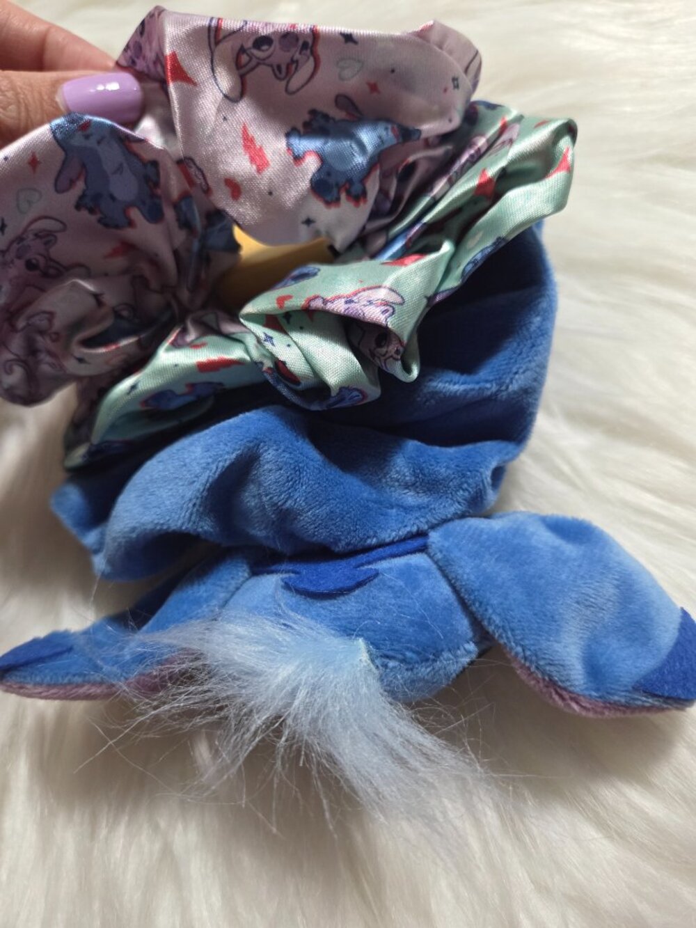 Stitch Scrunchie Set - Picture 5 of 5